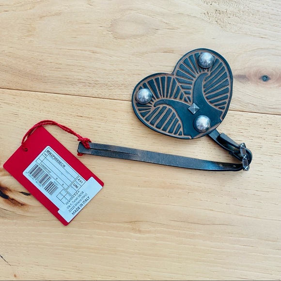 Valentino Garavani  Leather Heart Bag Charm/Key Charm NWT - Picture 10 of 16